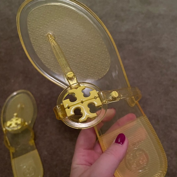 NWT/BNIB Tory Burch Mini Miller Jelly Thong Sandal, Yellow - Picture 3 of 4